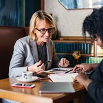 How to Demonstrate Leadership in Your MBA Applications
